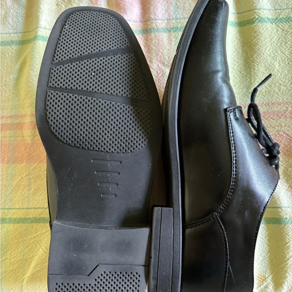 Perry Ellis Other - Boys black Perry Ellis dress shoe. Good condition